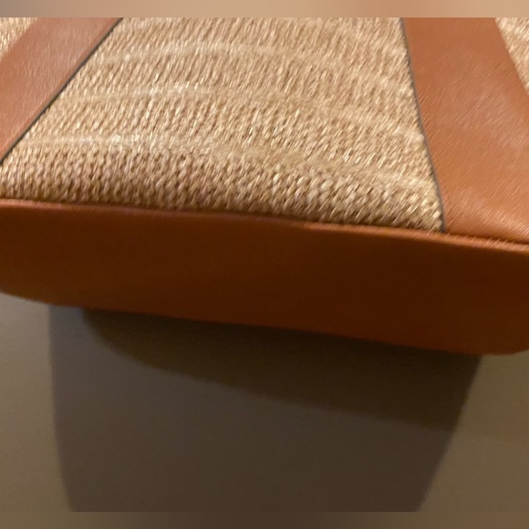 Jessica Simpson Straw bag/ beach tote/ Gently used - Picture 3 of 6